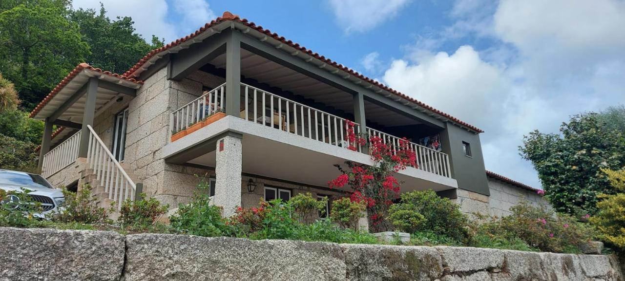 Casas Da Tapada Briteiros Casa Das Cortes 귀마레스 외부 사진