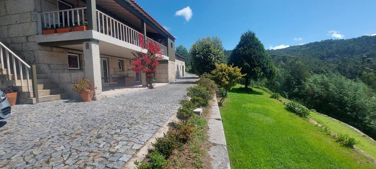 Casas Da Tapada Briteiros Casa Das Cortes 귀마레스 외부 사진